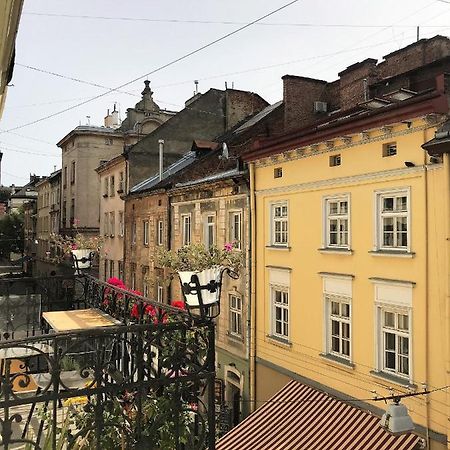 Центр площа Ринок Apartment Лвив Екстериор снимка